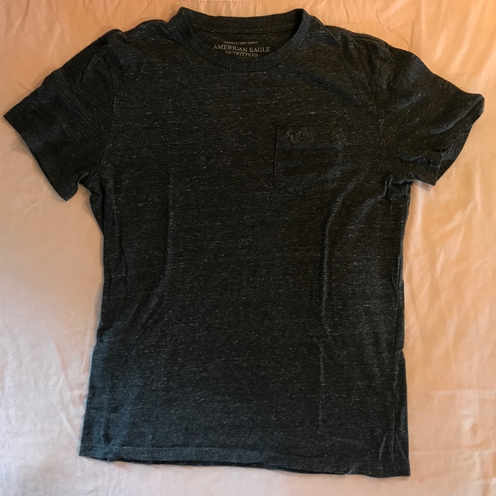 American Eagle grey frocket t shirt